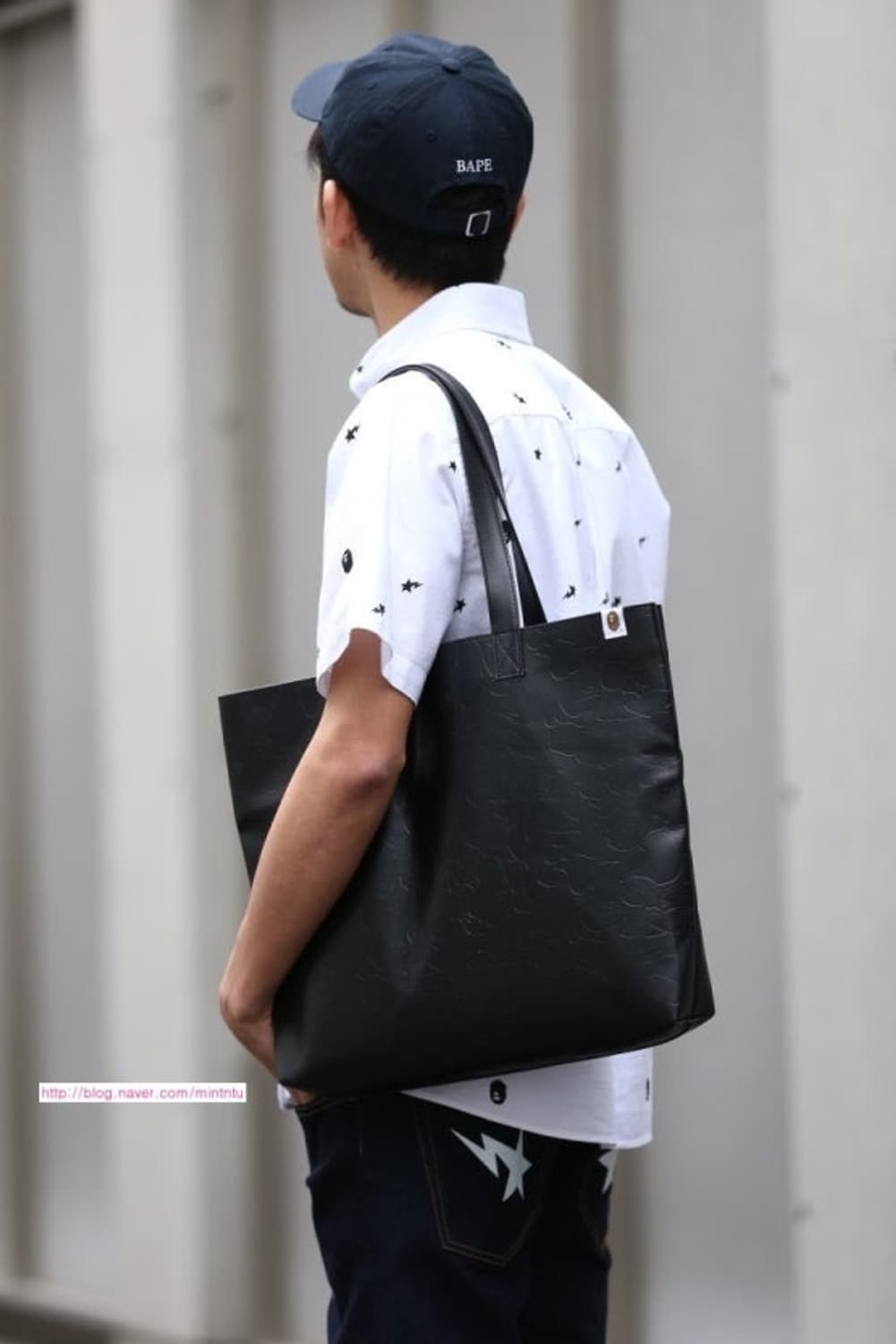 베이프 토트백 상품이미지1