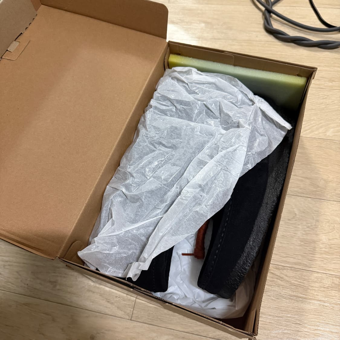 클락스 왈라비 블랙 스웨이드 상품이미지3