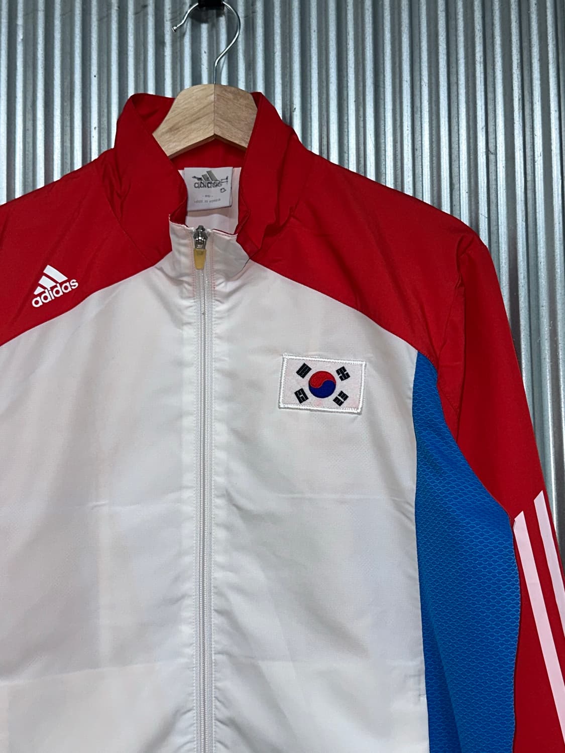 (95) 아디다스 대한민국 올림픽 국대 올드스쿨 우븐 바람막이 상품이미지3