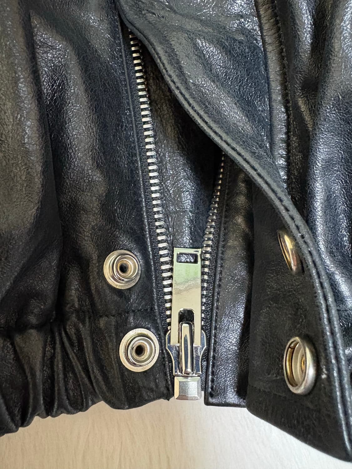 르메르 22fw 레더 블루종 자켓 블랙 / L 상품이미지5