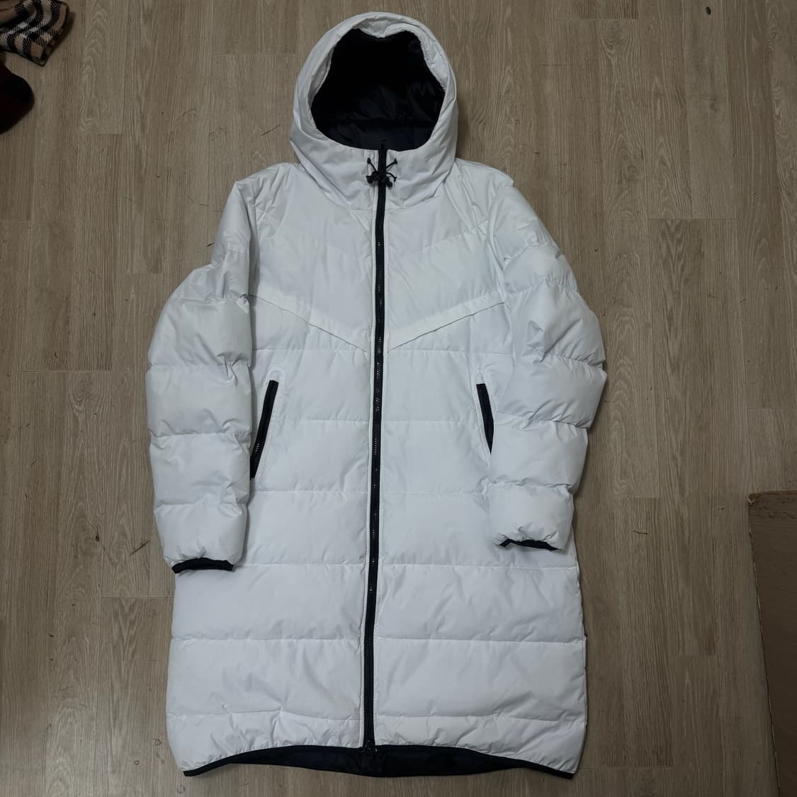 웰스프링 다운 화이트 후드 롱패딩 L/100  상품이미지1