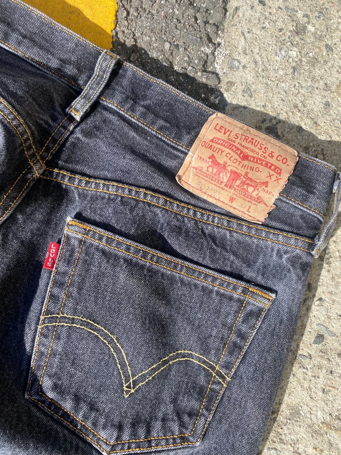 리바이스501XX 블랙진 32in 상품이미지1