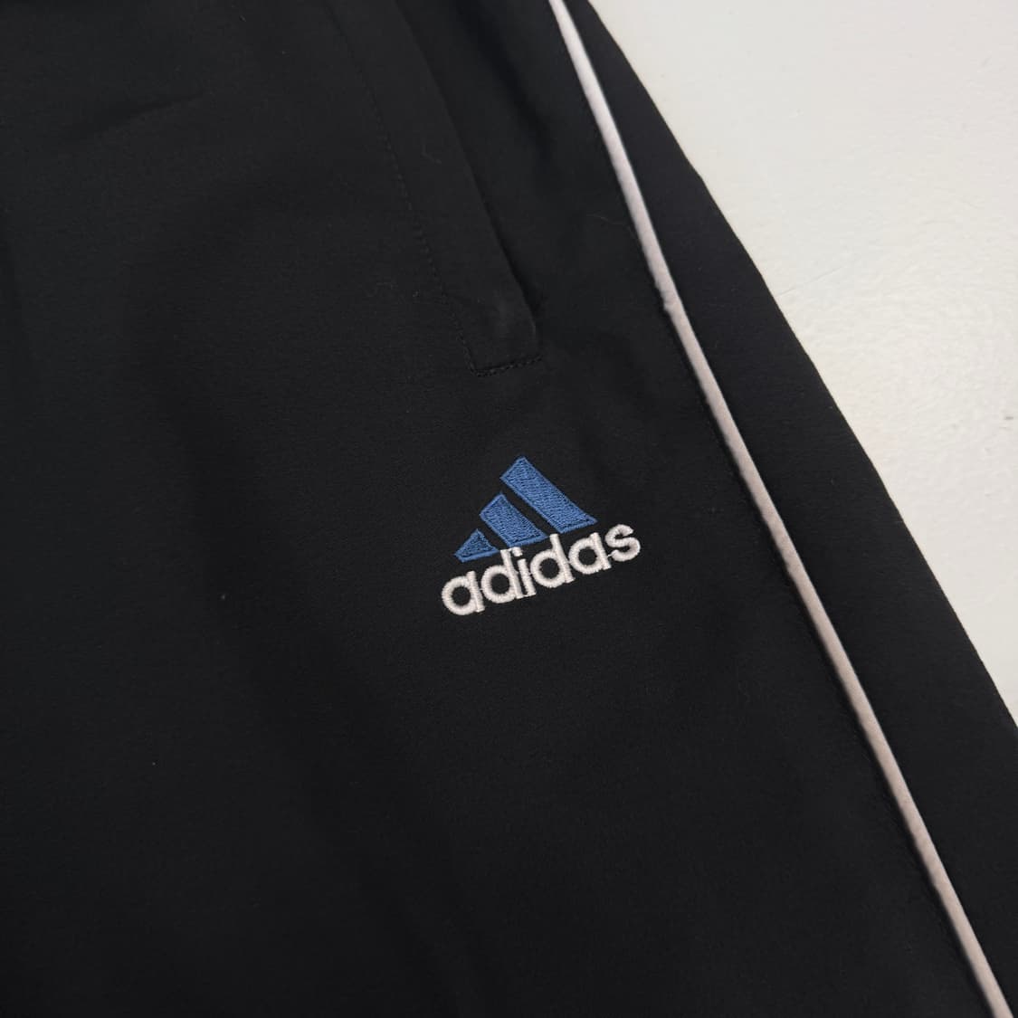 아디다스 90s 올드스쿨 바람막이 트랙팬츠 상품이미지3