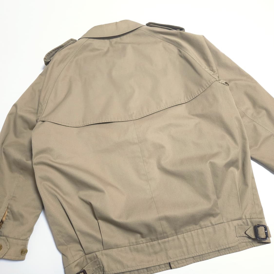 버버리 80s 노바체크 숏 트렌치 자켓 상품이미지4