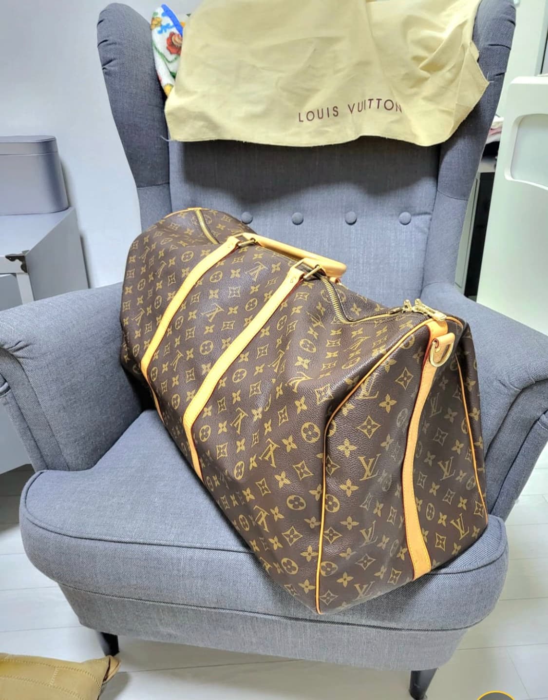 (새제품.한국명품감정원보증서발급가능)새제품 루이비통 모노그램  키폴60 상품이미지4