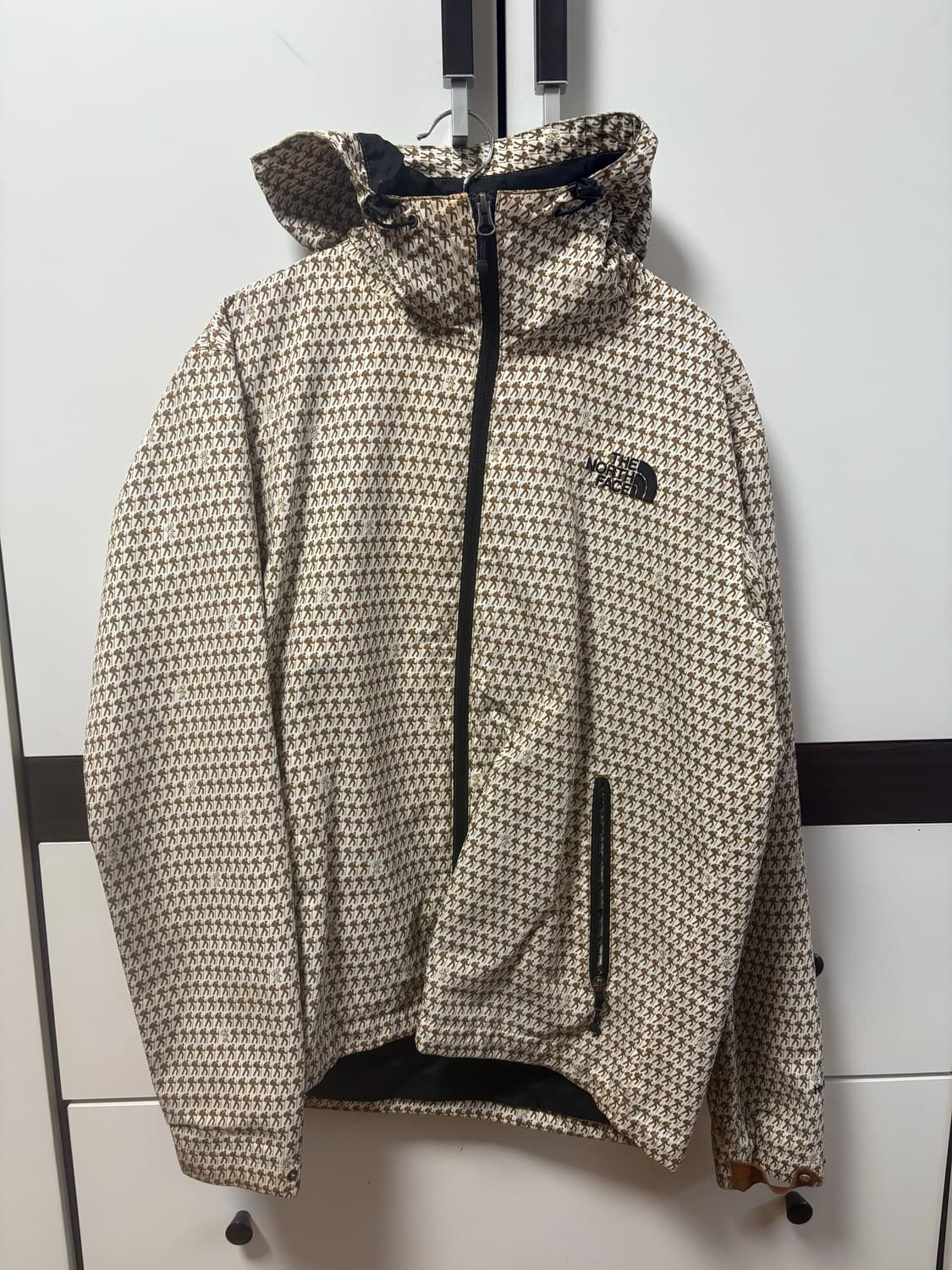 노스페이스 바람막이 상품이미지1