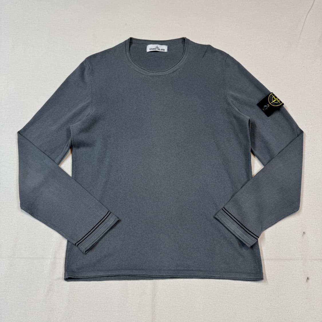 L) 스톤아일랜드 와펜 그레이 니트 상품이미지1