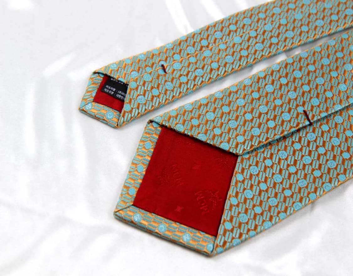 엠씨엠 8.2cm A등급 남자 명품 넥타이 MCM 상품이미지4