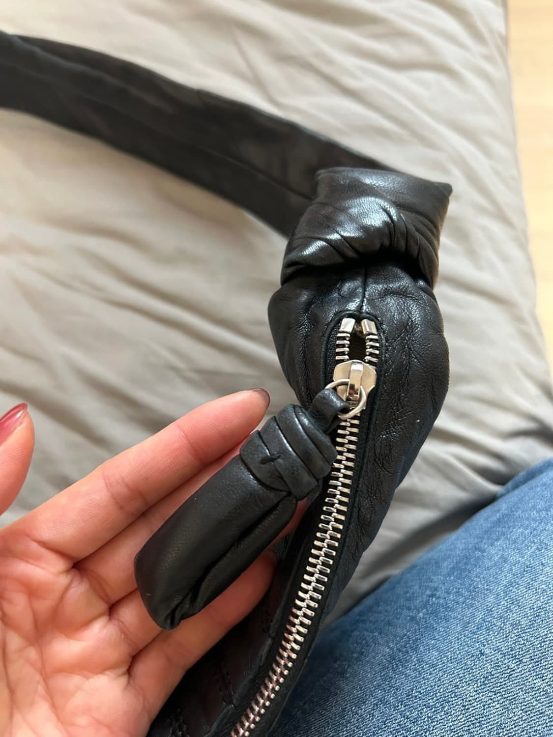 르메르 범백 나파 블랙 스몰 상품이미지2