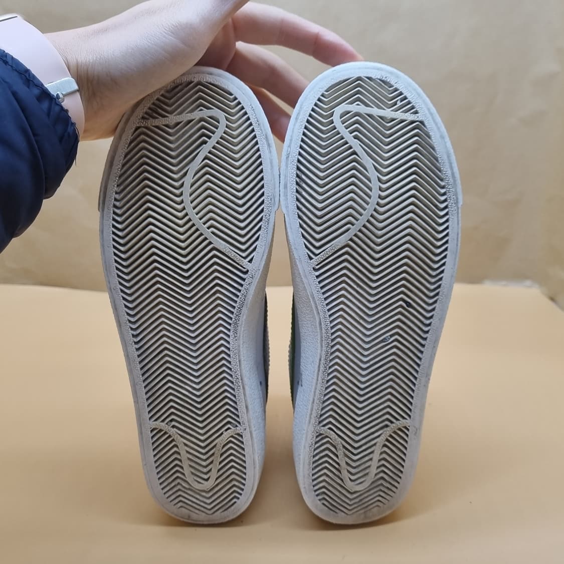 나이키 블레이저 미드77 230 상품이미지3