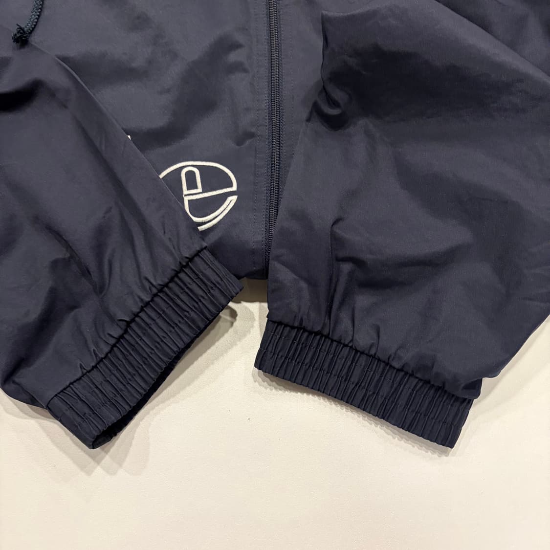 [105] 엘레쎄 올드스쿨 네이비 바람막이 점퍼 B619 상품이미지6