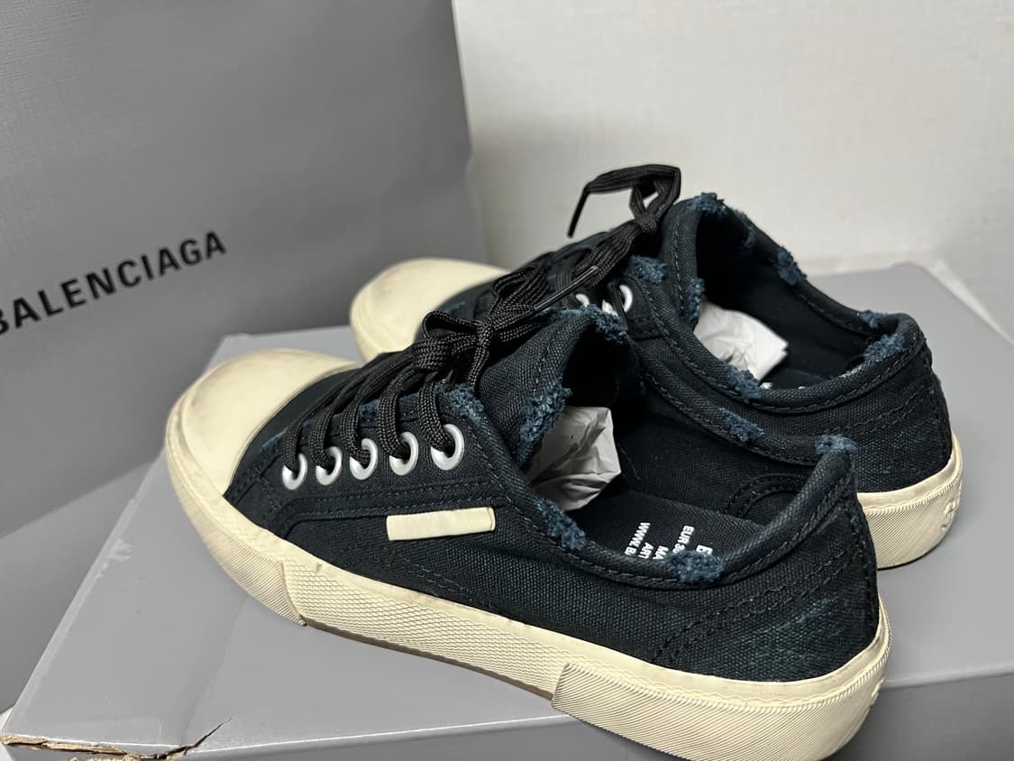 발렌시아가 블랙스니커즈 35(230)새상품 상품이미지3