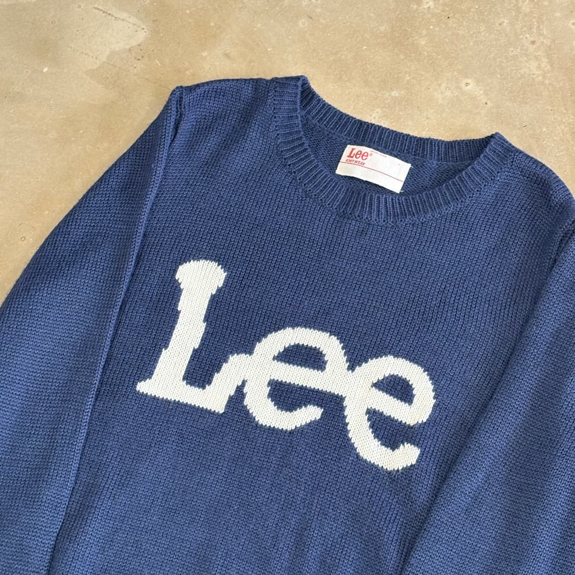 M Lee 빅로고 네이비 라운드넥 니트 상품이미지1