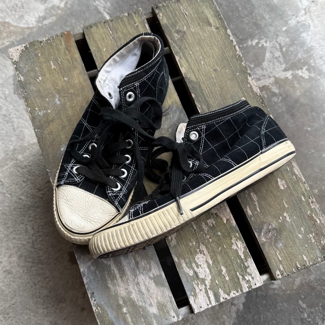 Visvim 하이탑 스웨이드,레더 스니커즈 상품이미지1