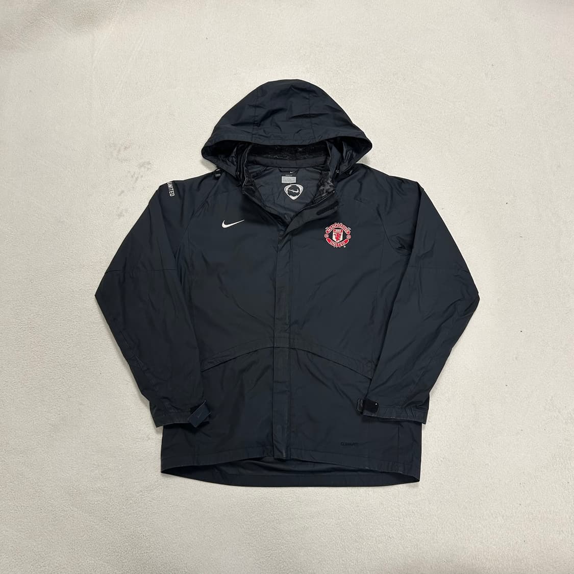 Nike Black Manchester United Windbreaker 상품이미지4