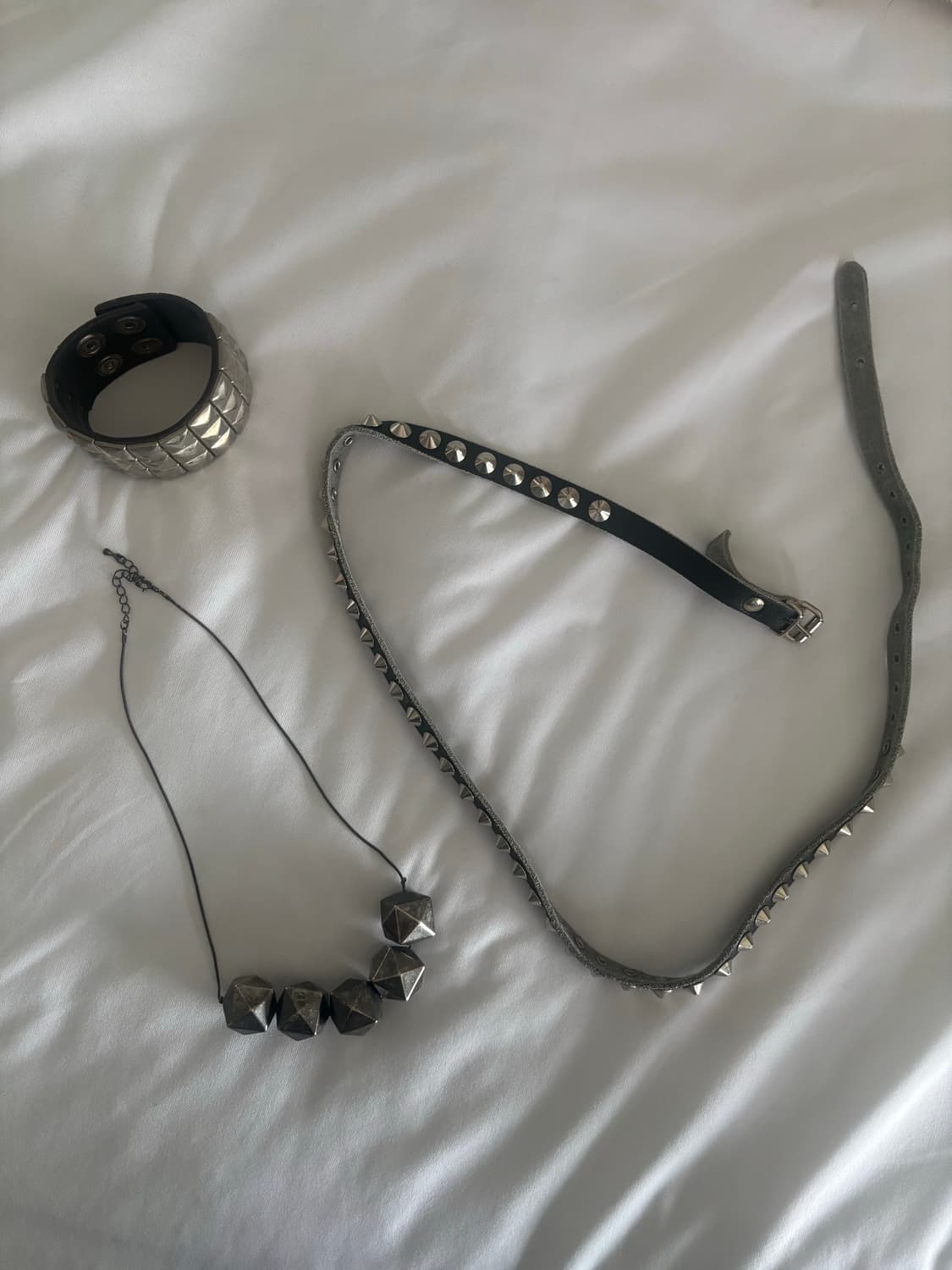 Stud leather accessories 상품이미지1