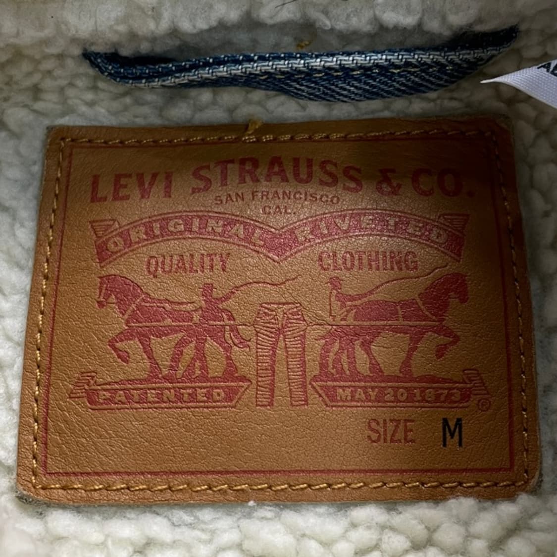 100 리바이스 쉐르파 데님 자켓 상품이미지3