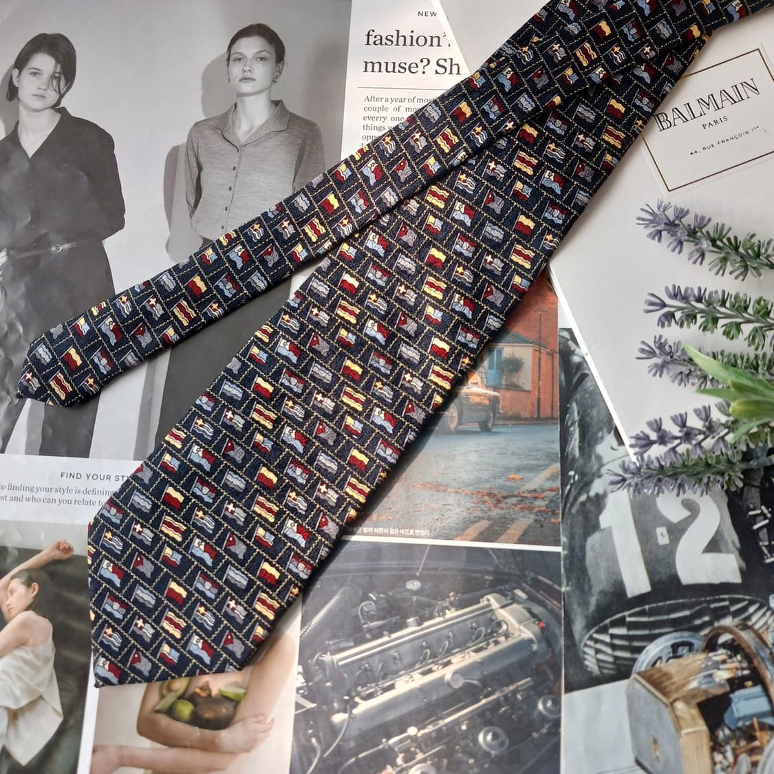 발망 실크 네이비 국기 패턴 넥타이 9.6cm A+등급 A19621
 상품이미지5