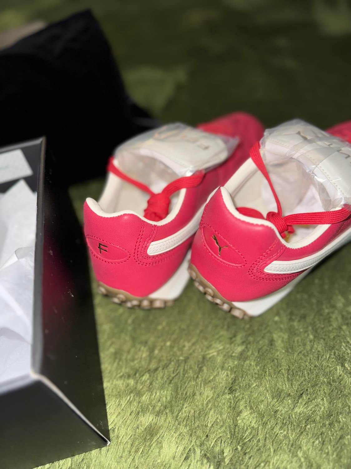 [275] 푸마 X FENTY 펜티 리한나 콜라보 아반티 클럽 레드 검 상품이미지8