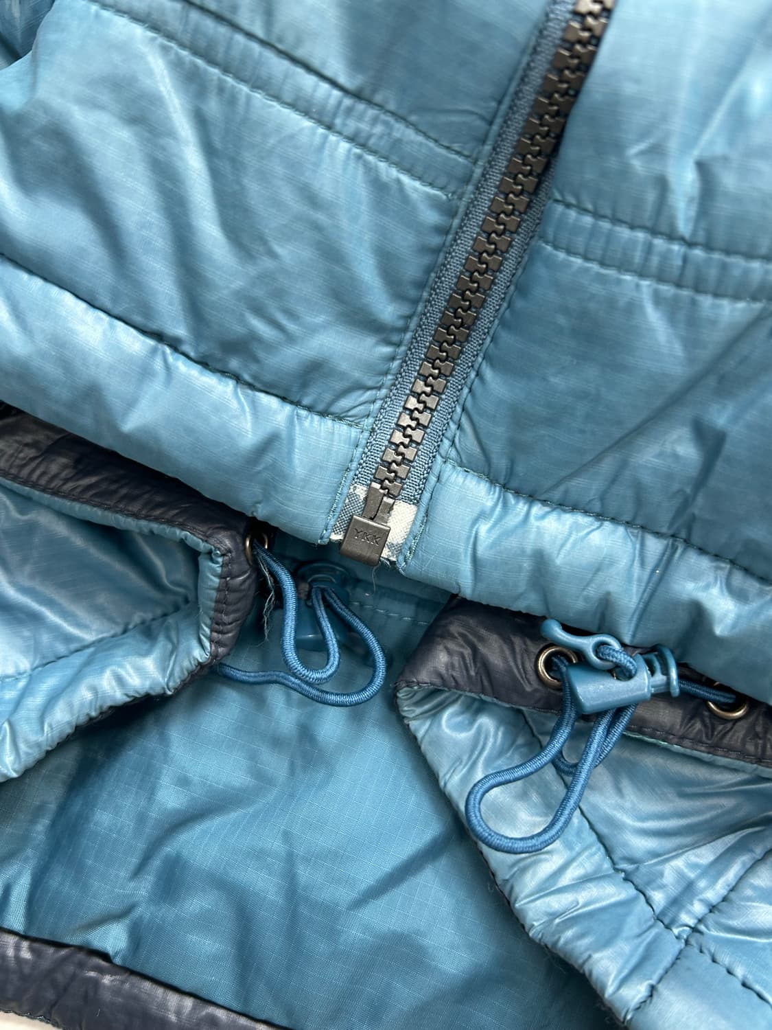 노스페이스 스카이블루 배색 경량패딩 L 상품이미지8