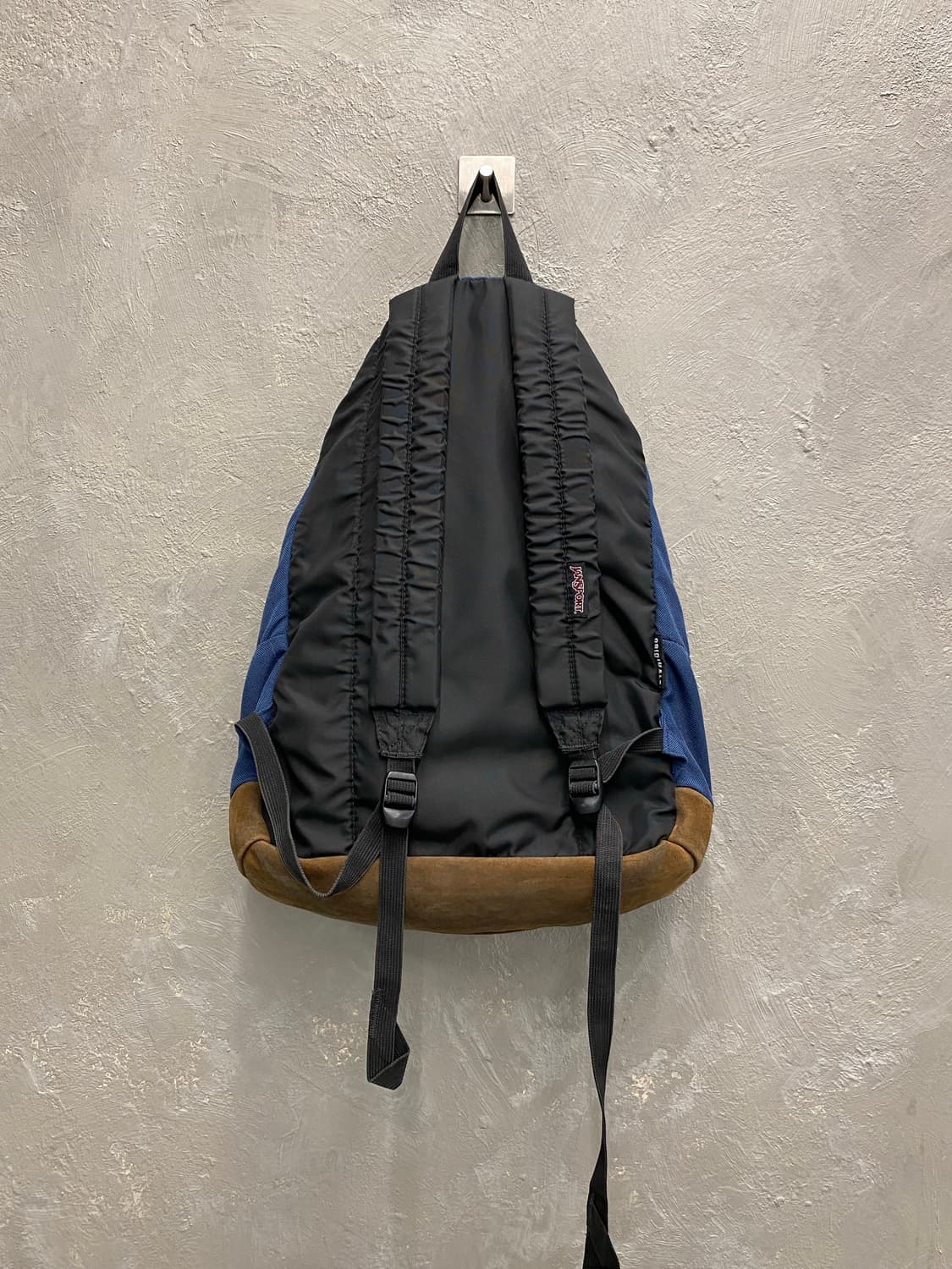 [38*52] Jansport 잔스포츠 스웨이드 바텀 백팩 상품이미지6