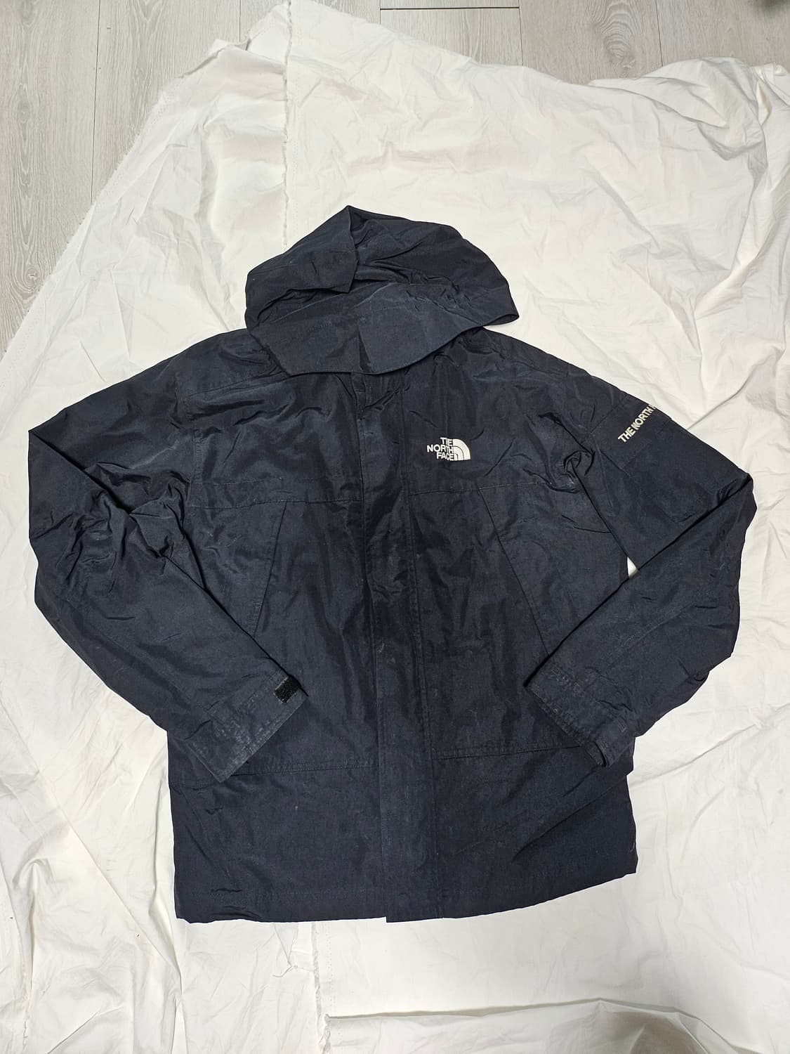 노스페이스 바람막이 블랙 S 상품이미지1