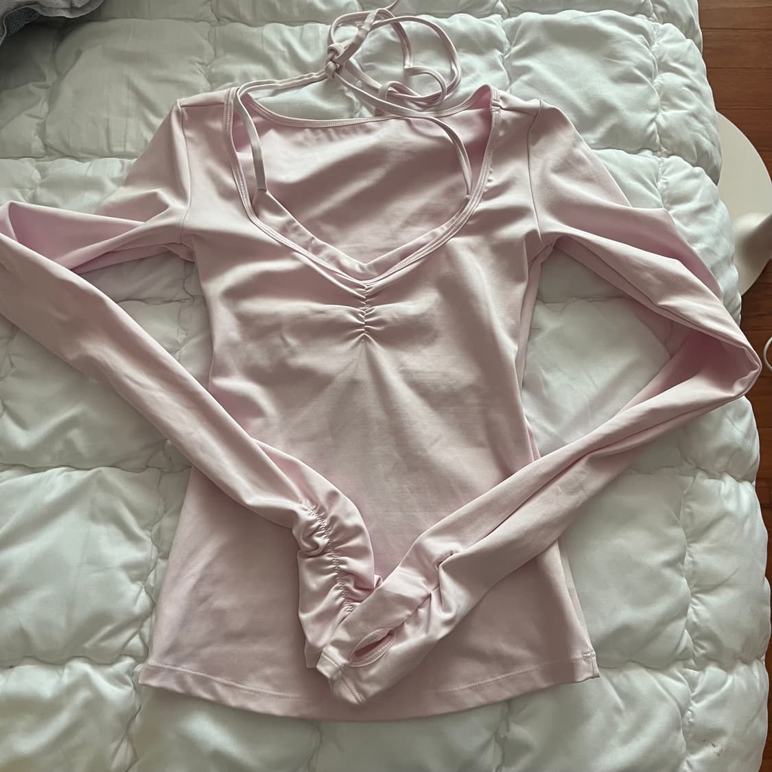 frankies bikinis 엔젤코어 필라테스 홀터탑 상품이미지1