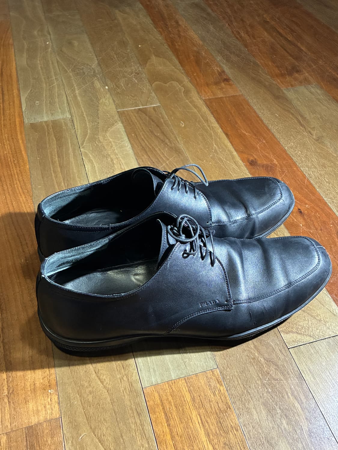 프라다스포츠 더비 9.5(285) 상품이미지2