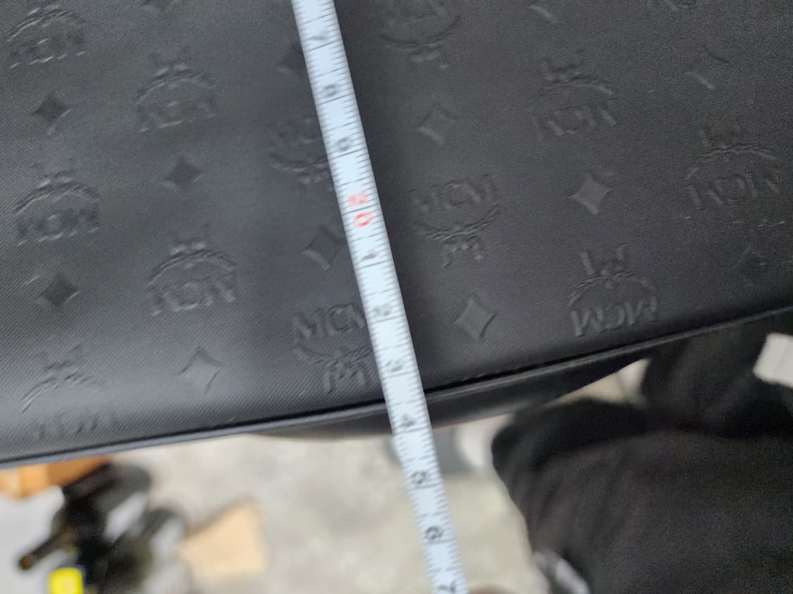 MCM 블랙 레더 클러치  상품이미지8