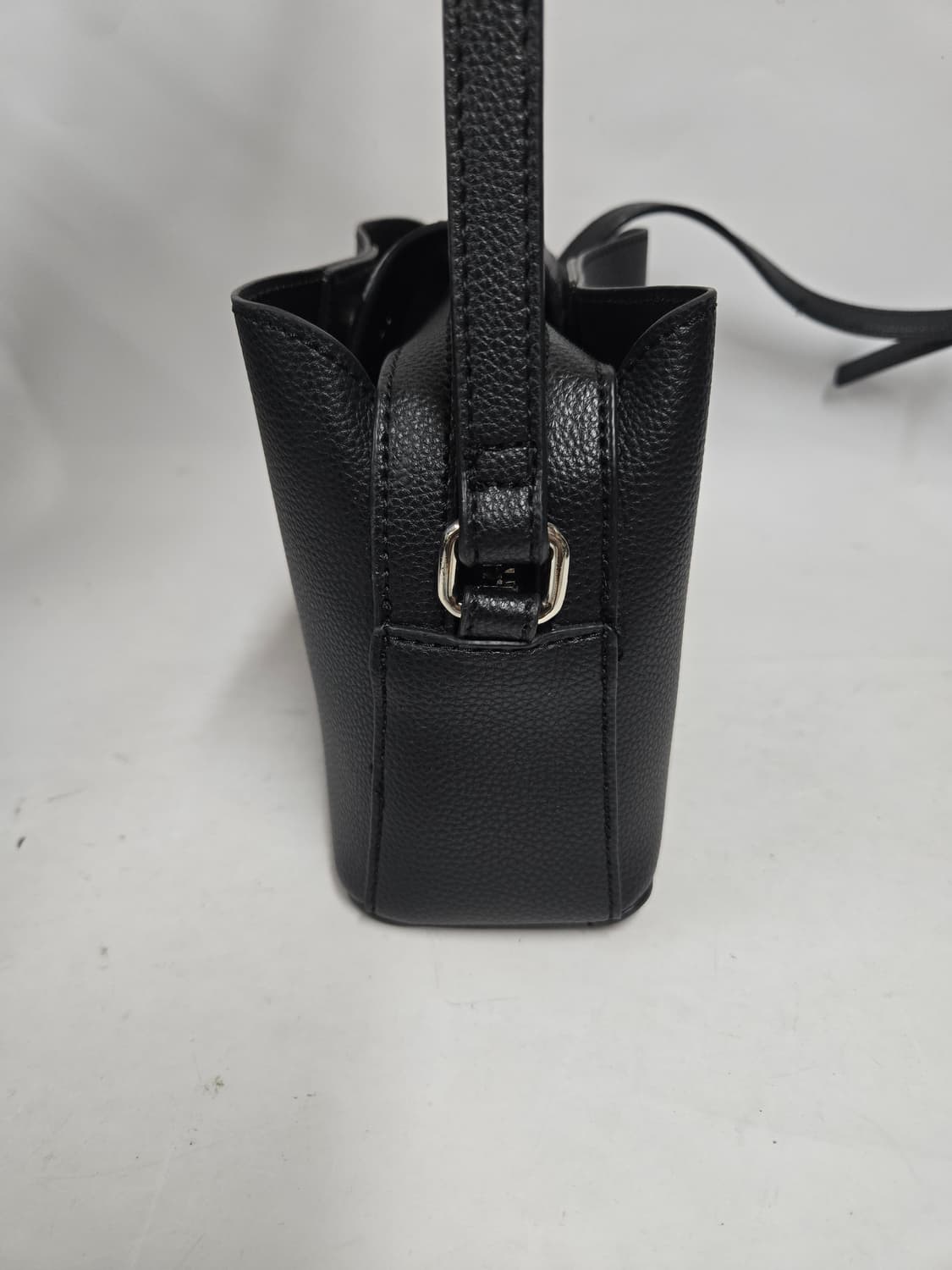 질 바이 질스튜어트 블랙 크로스백 상품이미지3