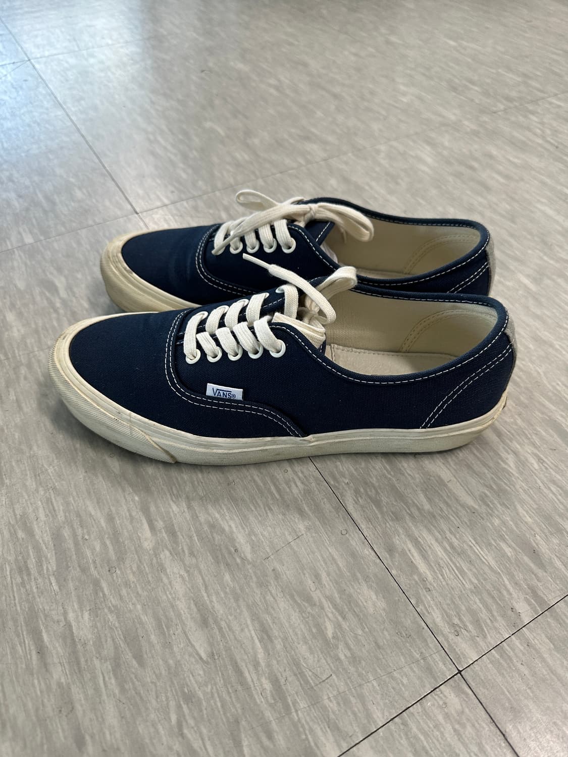 반스 볼트 네이비 어센틱 9.5 상품이미지3