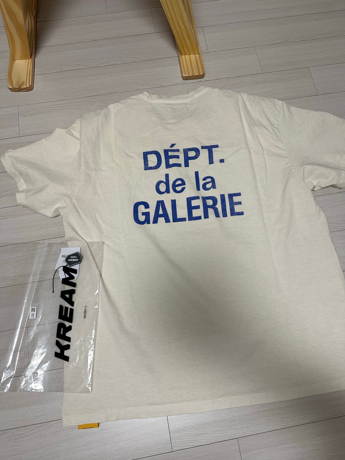 갤러리디파트먼트 25ss 반팔 티셔츠 XL 팝니다 상품이미지2