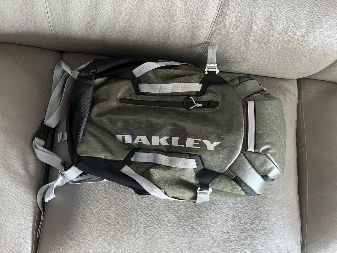 오클리 가방 새상품 상품이미지1