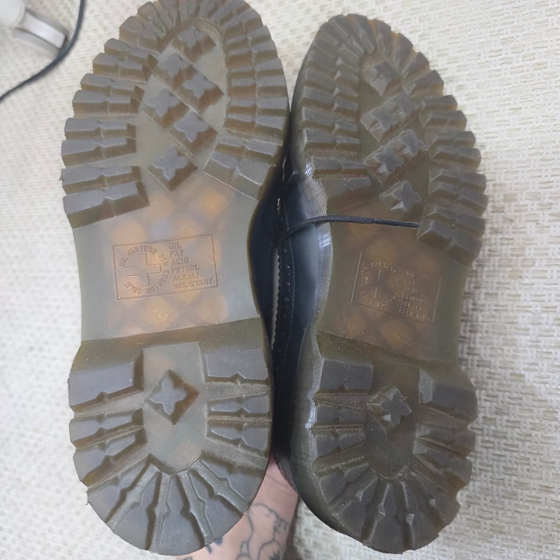 닥터마틴 삼색 윙팁 슈즈 블랙/화이트/레드 UK5 240 상품이미지6