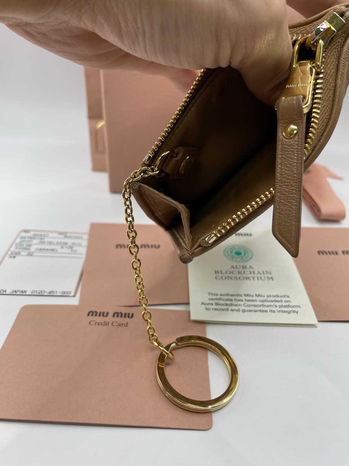 미우미우 나파 램스킨 지퍼 카드지갑 상품이미지5