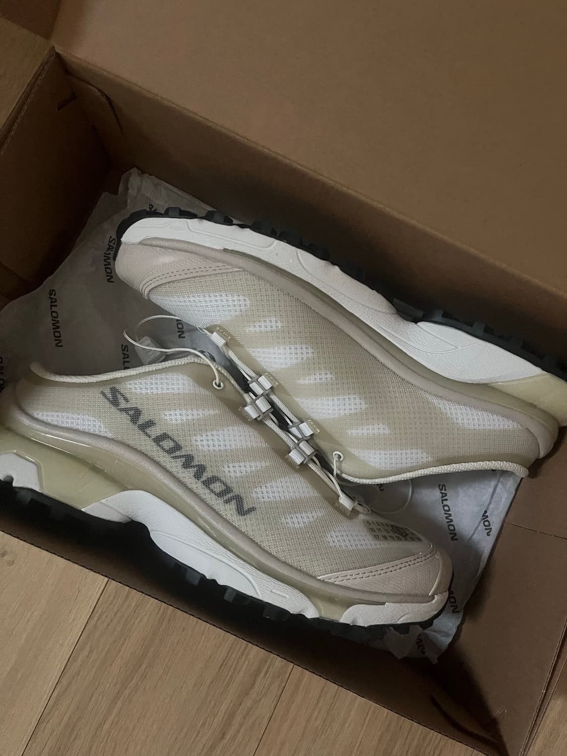 살로몬 x 마르지엘라 mm6 xt4 뮬 화이트 그린 헤이즈 270 상품이미지4