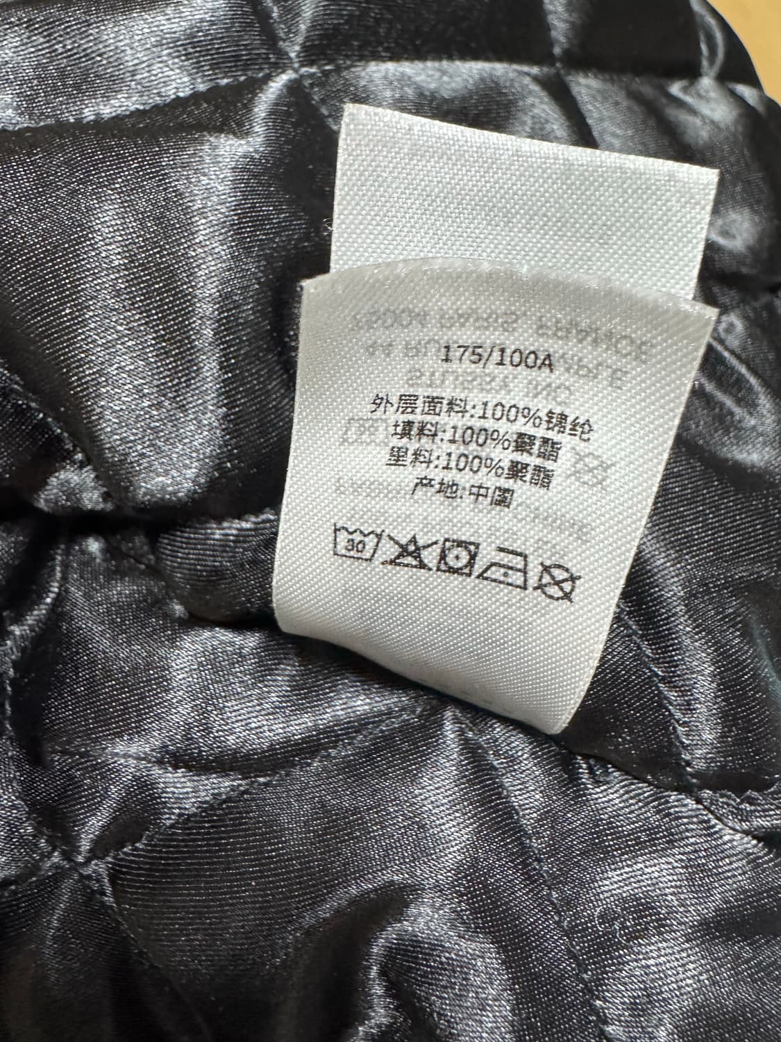 스투시 시퀸 사틴 자켓 블랙 상품이미지9