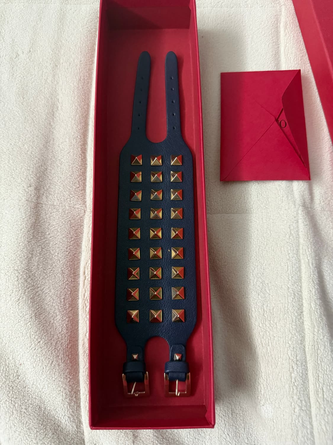 발렌티노 스터드 팔찌 상품이미지1