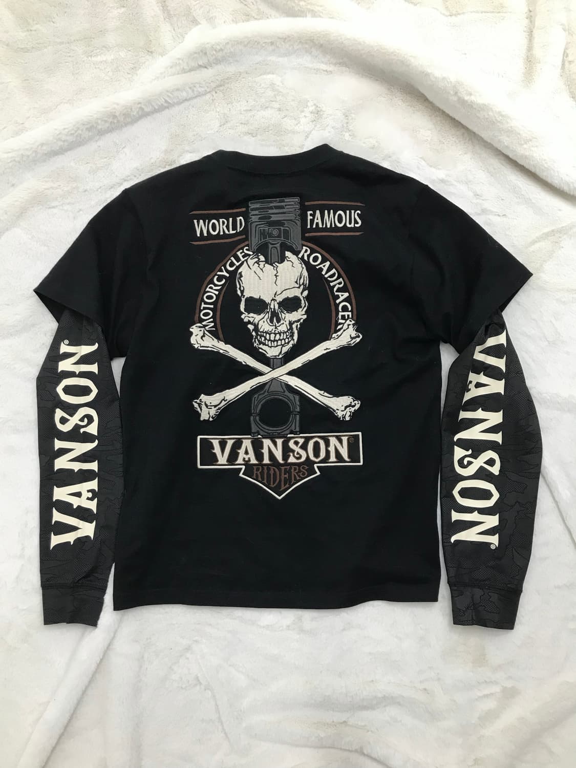 밴슨 레이어드 자수&카모 롱슬리브 상품이미지10