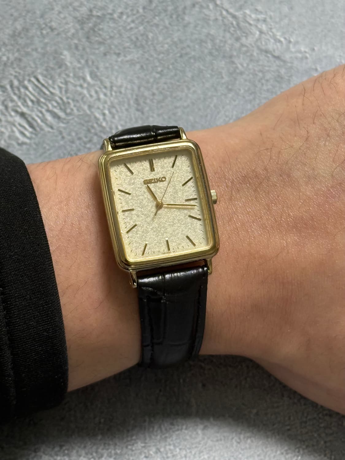 세이코 Seiko 샴페인 골드 다이얼 스퀘어 쿼츠 상품이미지5