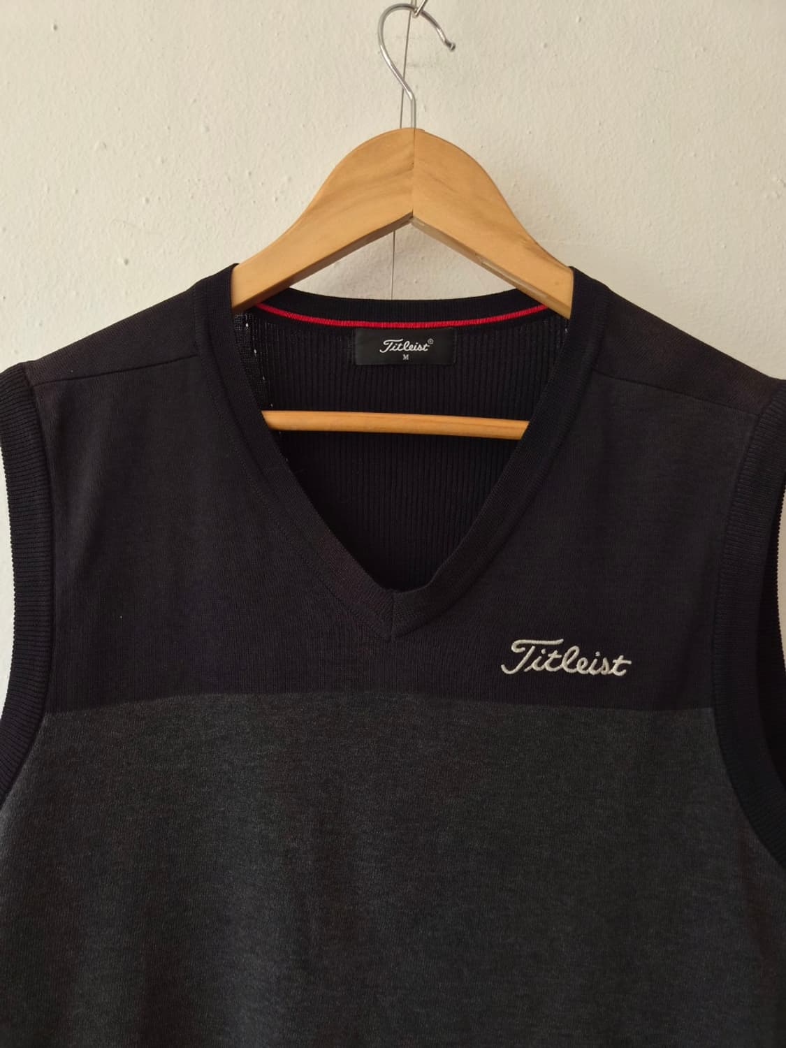 타이틀리스트 남성 브이넥니트조끼 M95사이즈 상품이미지1