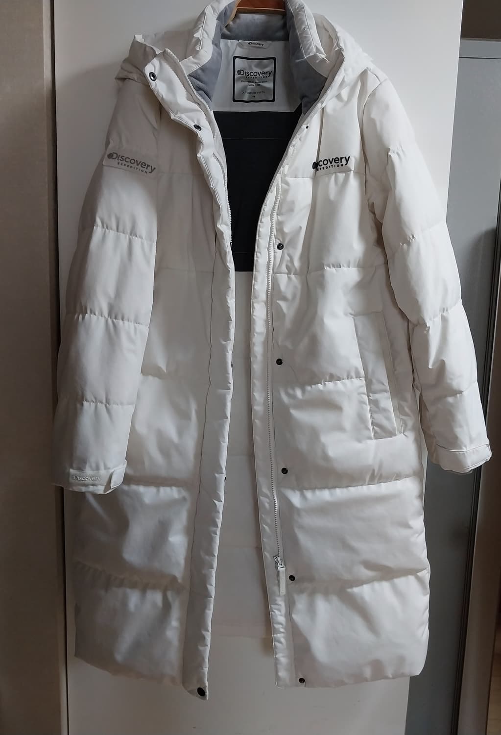 디스커버리 구스 롱패딩 상품이미지1