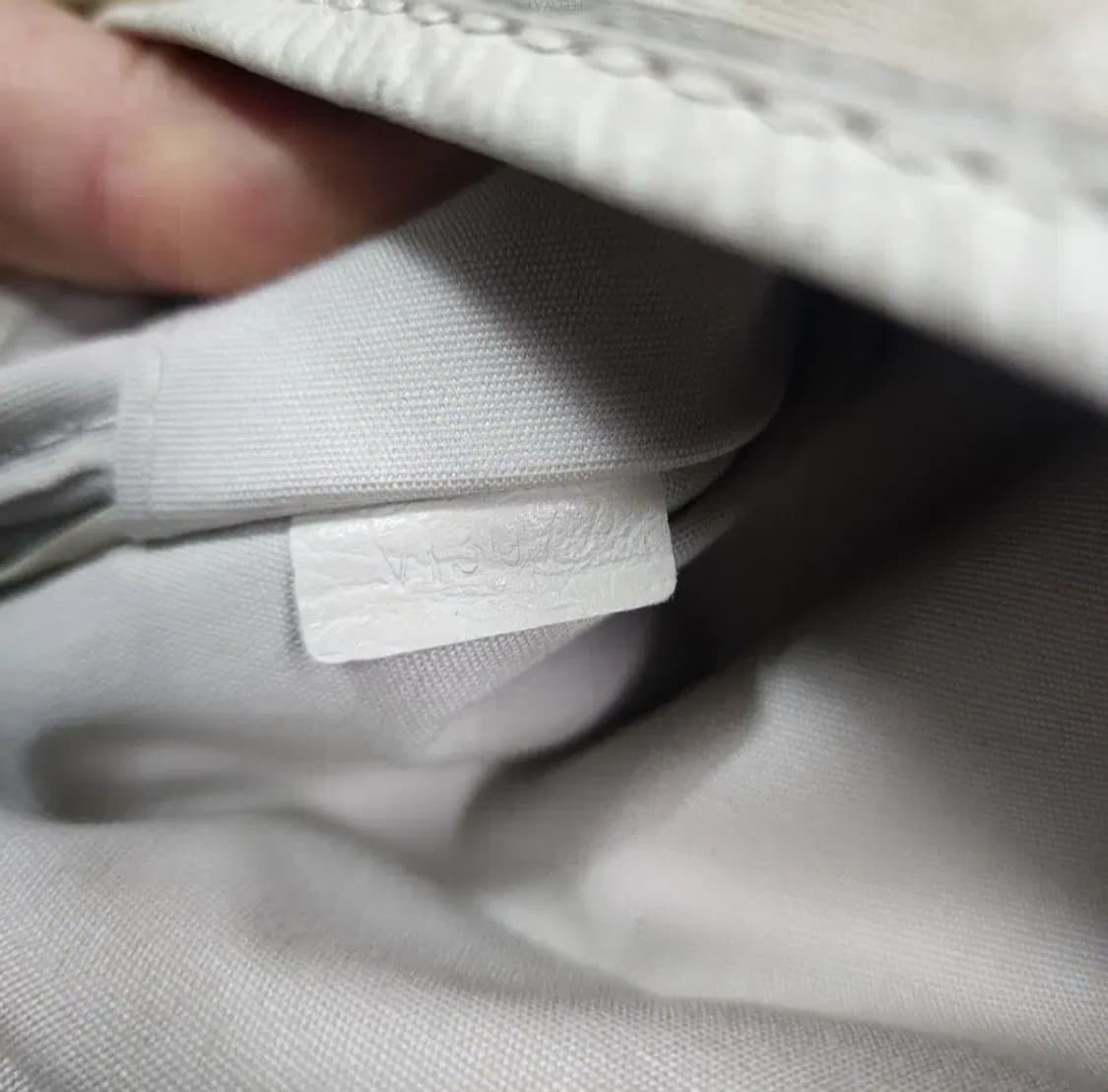 루이비통 미니린 소뮈르 크로스백 상품이미지10