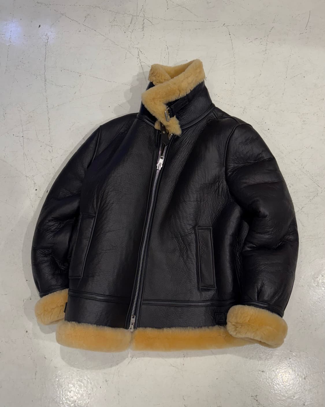 LOHNT 양가죽 무스탕 상품이미지1