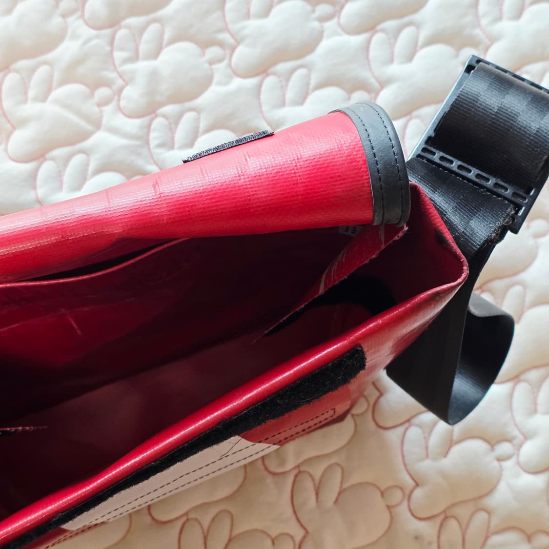 프라이탁 라씨(레드/화이트) 상품이미지7