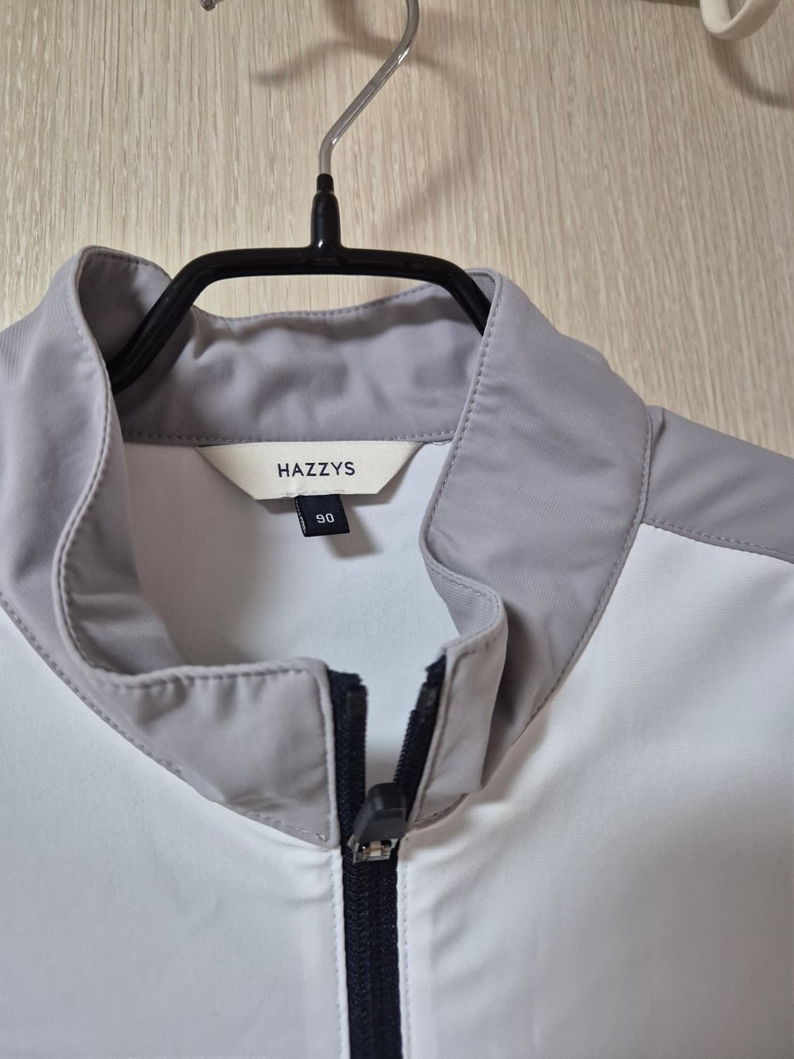 (24년) 헤지스 골프 집업 져지 자켓 90 여성  상품이미지3