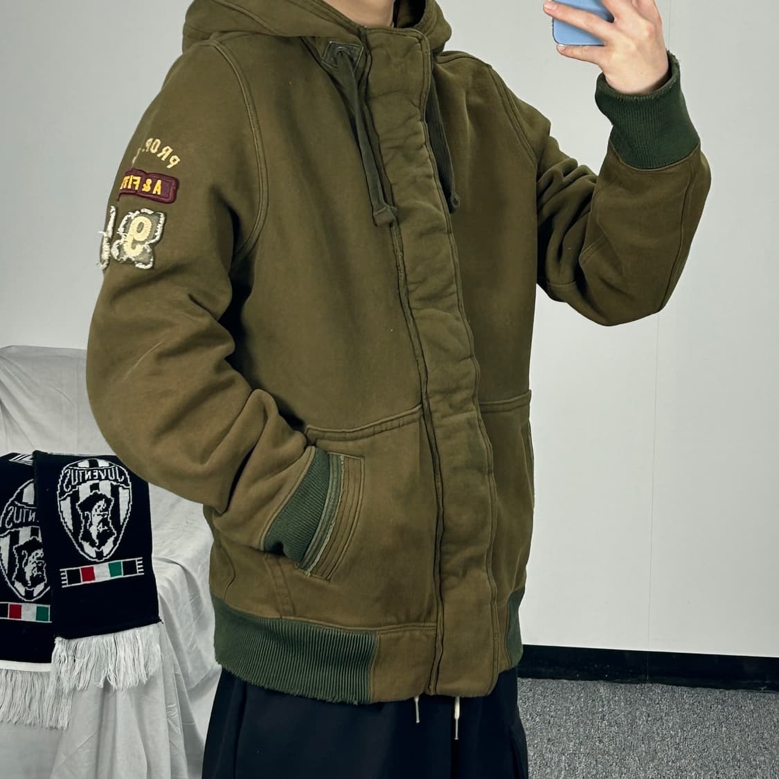 아베크롬비 빈티지 카키 후드집업 L  상품이미지1