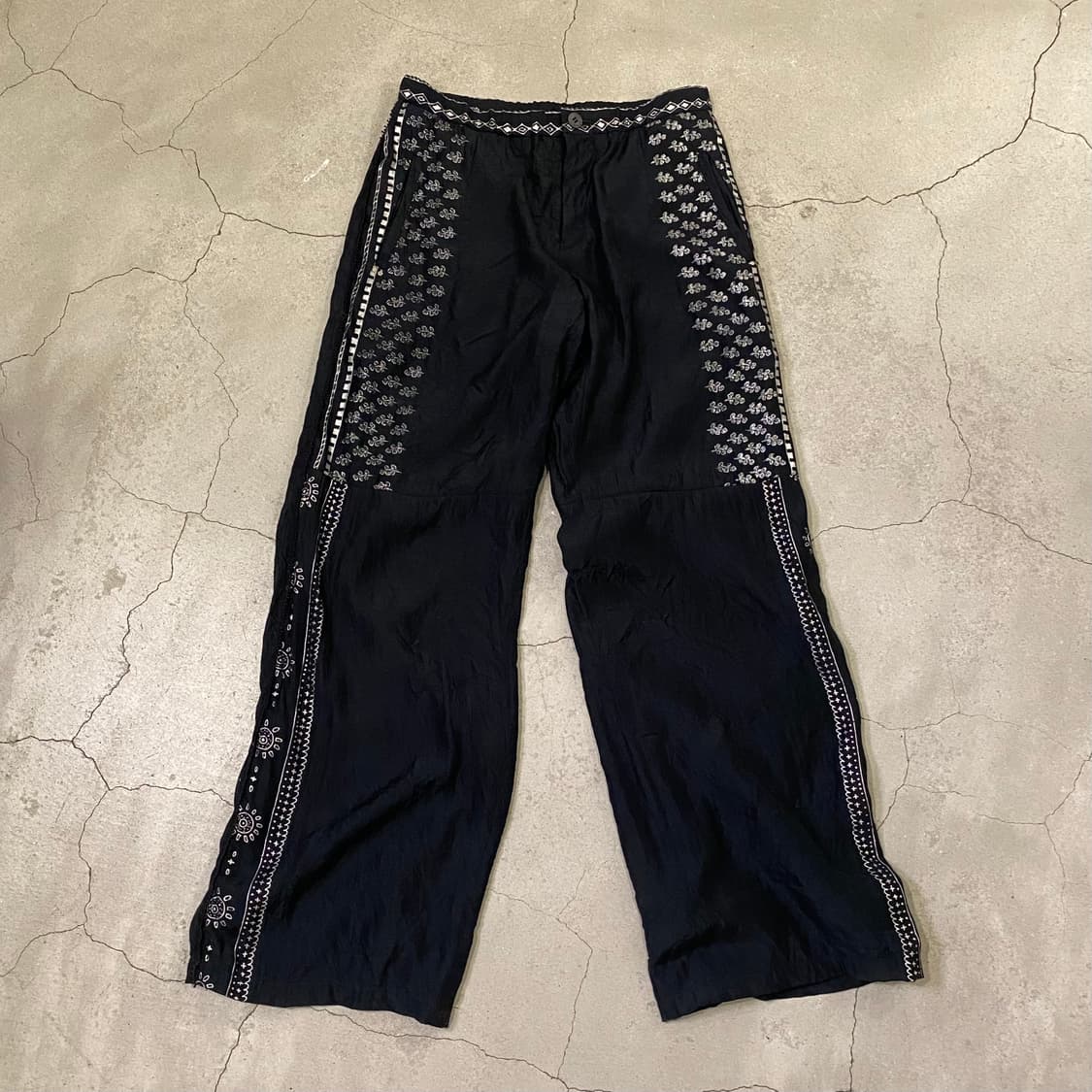 isseymiyake haat pants 상품이미지1