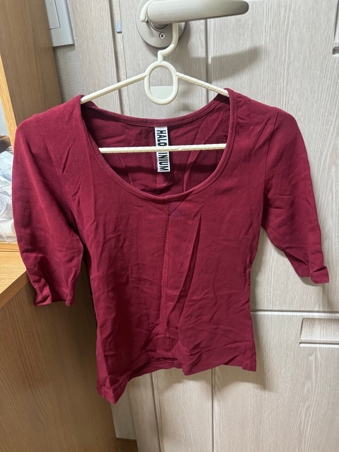 할로미늄 u넥 5부 티셔츠 상품이미지2