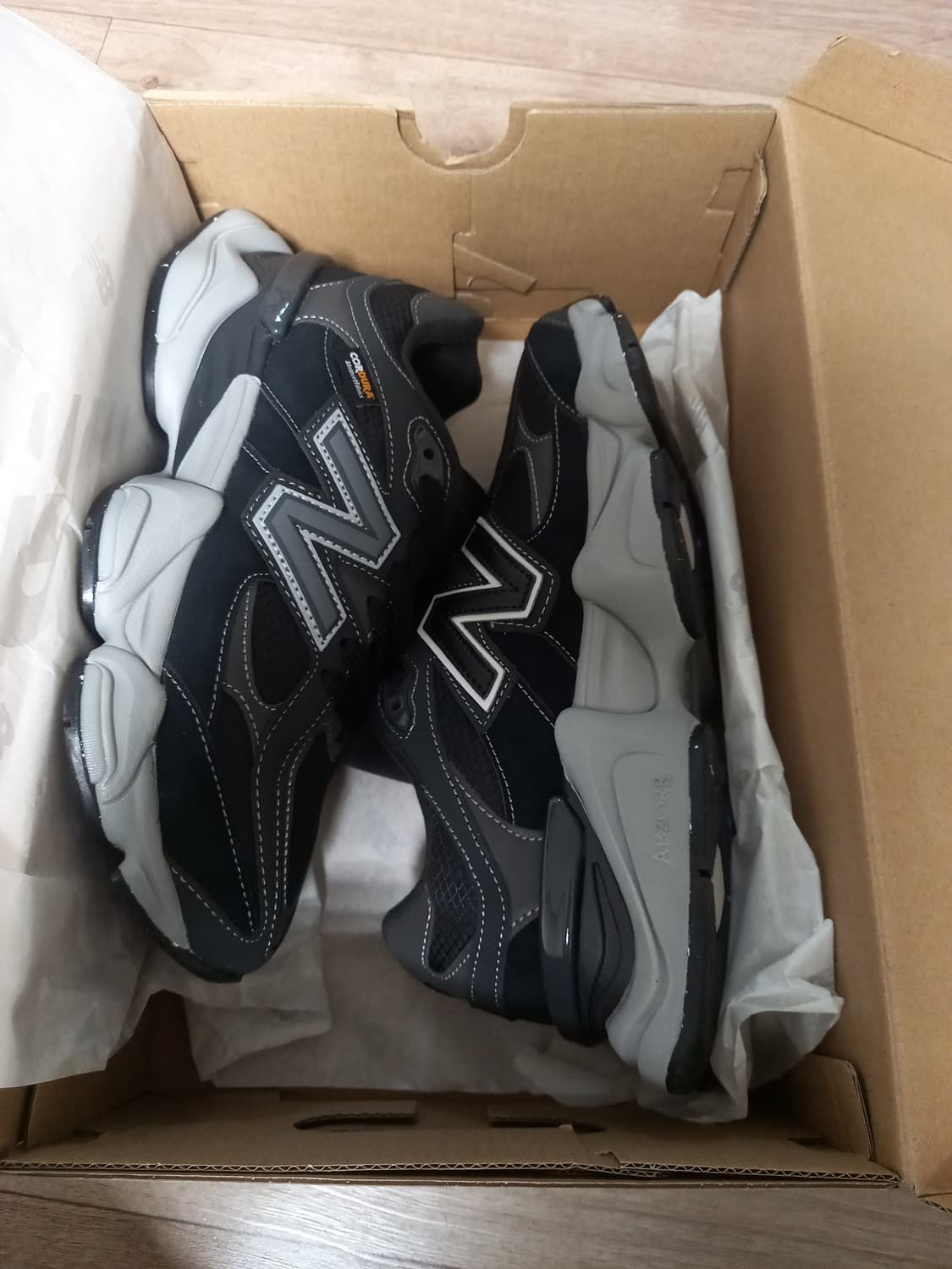 뉴발란스 블랙 9060 새상품   42.5 상품이미지6